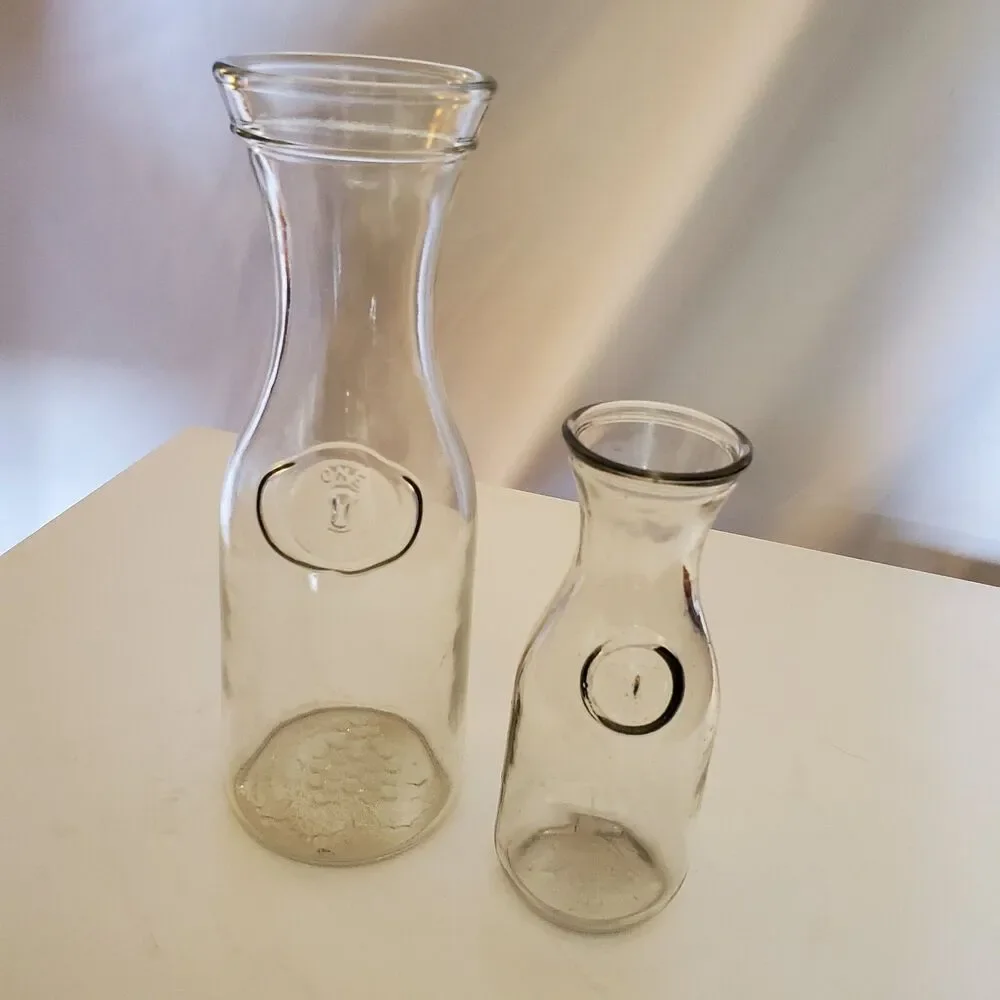 2 Vintage Clear Glass Wine Carafes Grape Design Bottom, 1 & 1/2 L, Mexico